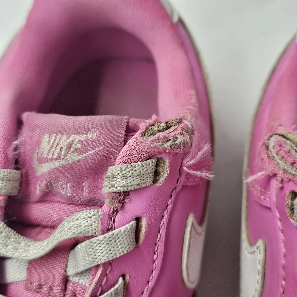 Nike Force 1 Low EasyOn Kids 11.5C Playful Pink White FlyEase Hook Loop Strap